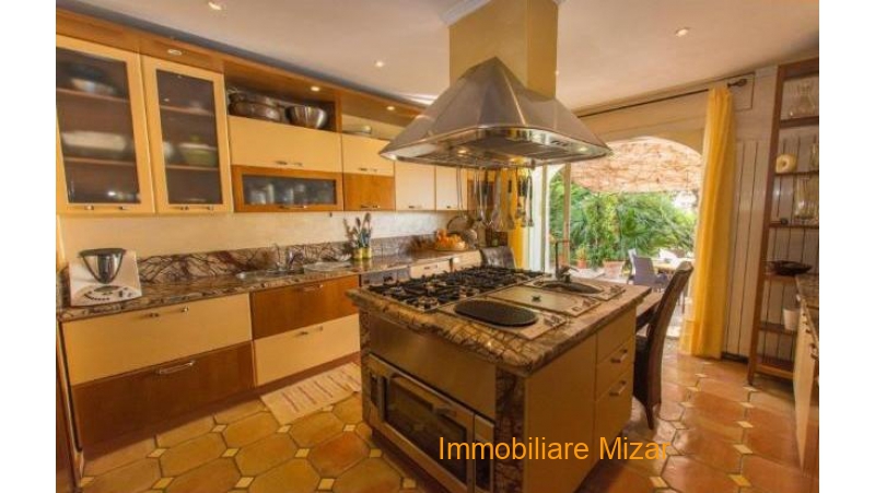 PHOTO-2020-05-12-09-39-50