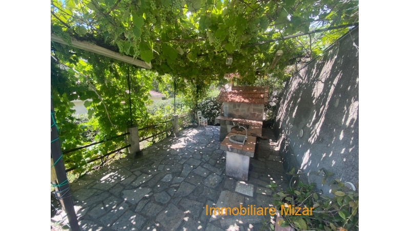 c3401e93-e15a-4e64-b8e9-f7eca74c2488
