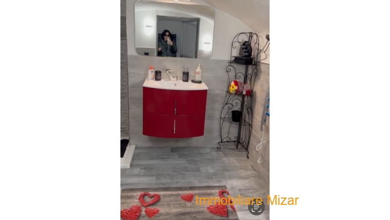 fb72429e-a94c-4d80-ac3c-c330cf0e1be0