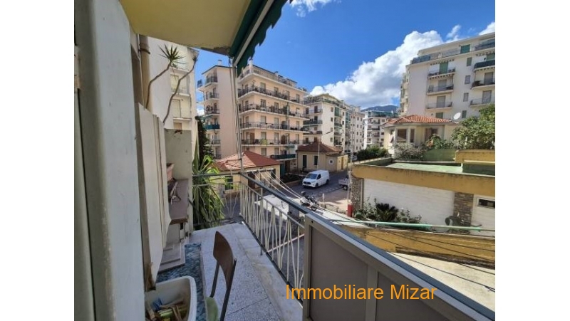 B364_20_BALCONE