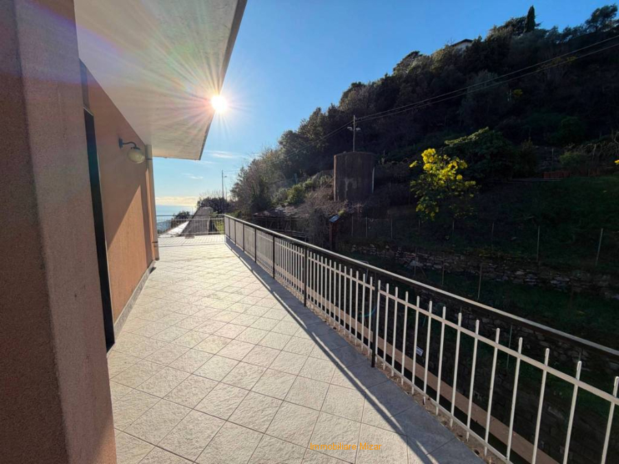 Alloggio con terrazza