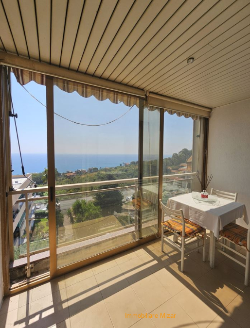 MONOLOCALE VISTA MARE