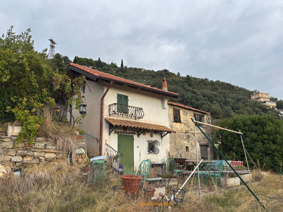 Terreno con abitazione da personalizzare